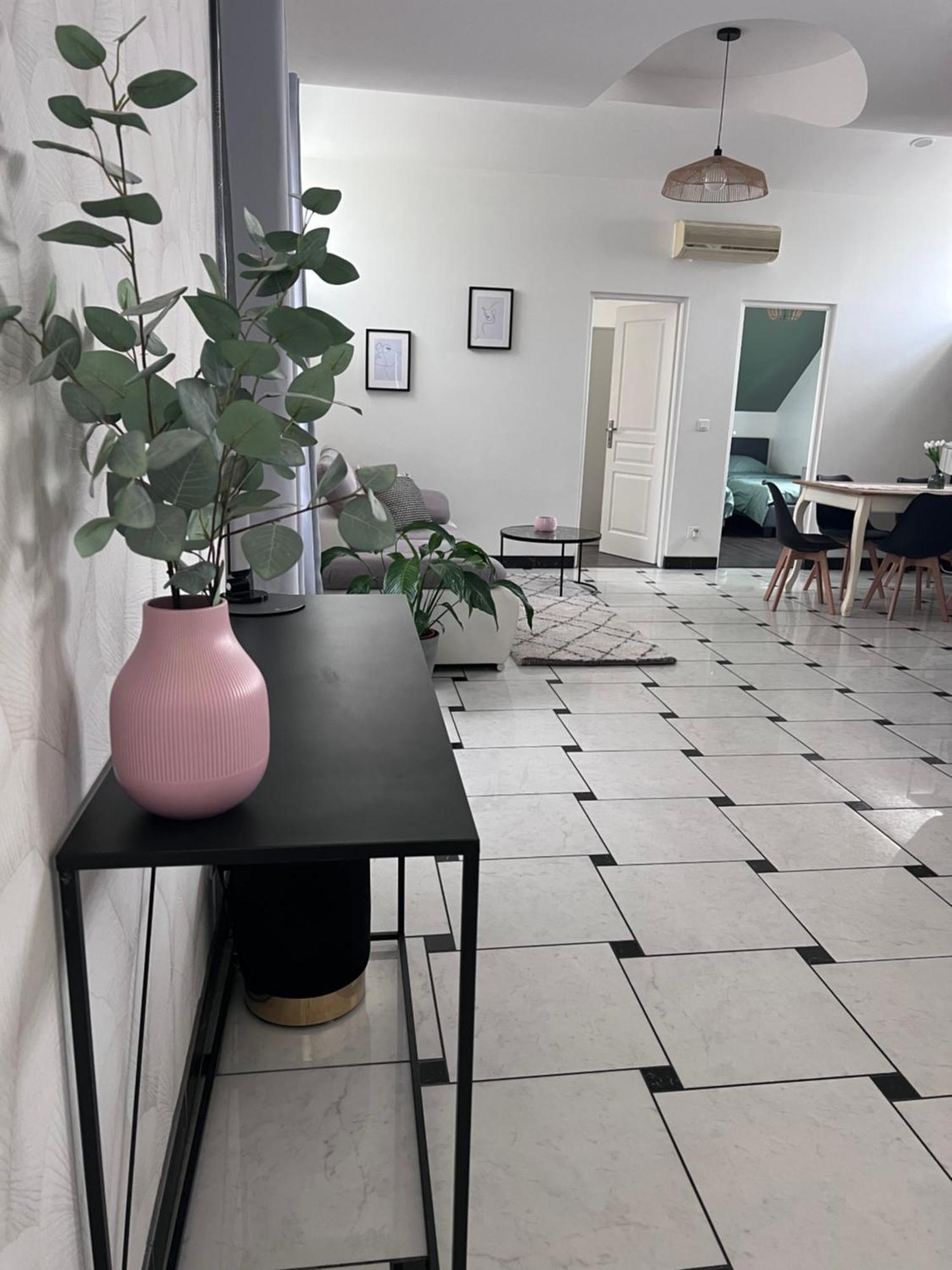 Stea Guesthouse Proche Paris Villeneuve-le-Roi Exteriör bild